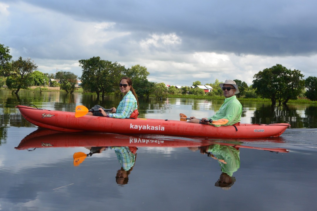 Kayaking Adventures on The Tonle Sap Lake – Stilted Village